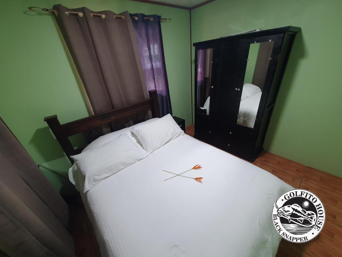 Black Snapper House Гольфито Экстерьер фото